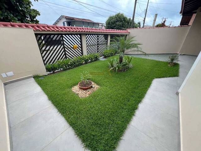 #620 - Sobrado para Venda em Peruíbe - SP