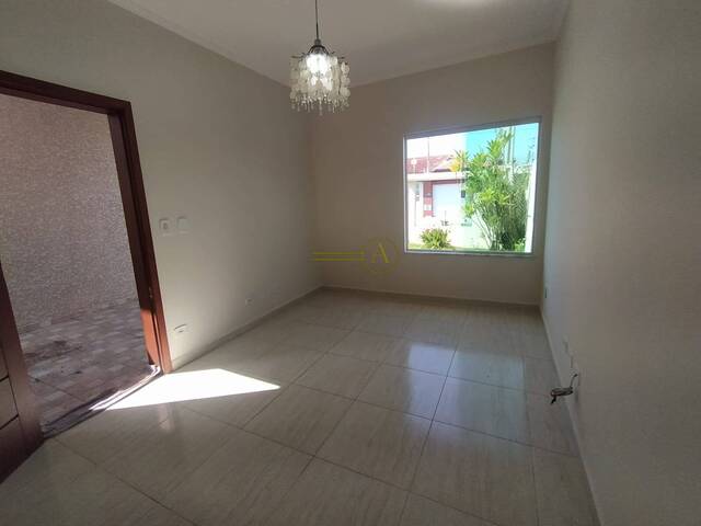 Casa para Venda em Peruíbe - 4