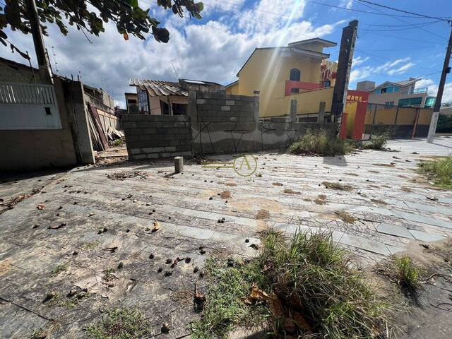 #631 - Casa para Venda em Peruíbe - SP
