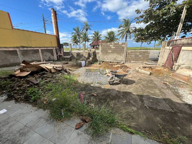 #631 - Casa para Venda em Peruíbe - SP
