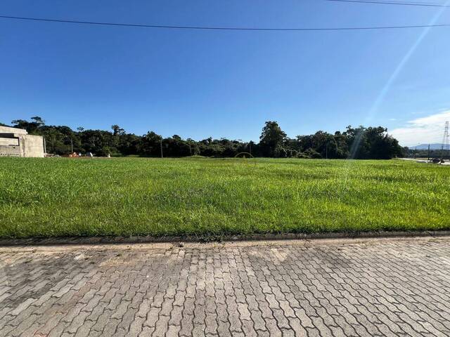 #635 - Terreno em condomínio para Venda em Peruíbe - SP