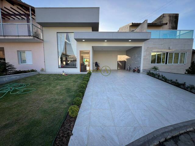 #642 - Casa em condomínio para Venda em Peruíbe - SP