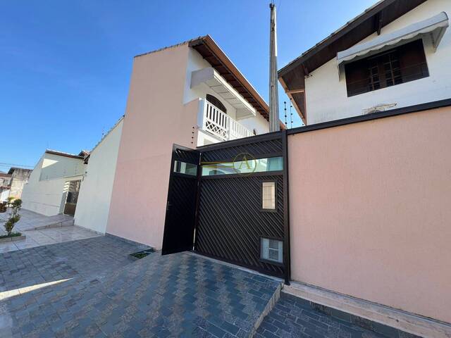 #647 - Casa para Locação em Peruíbe - SP