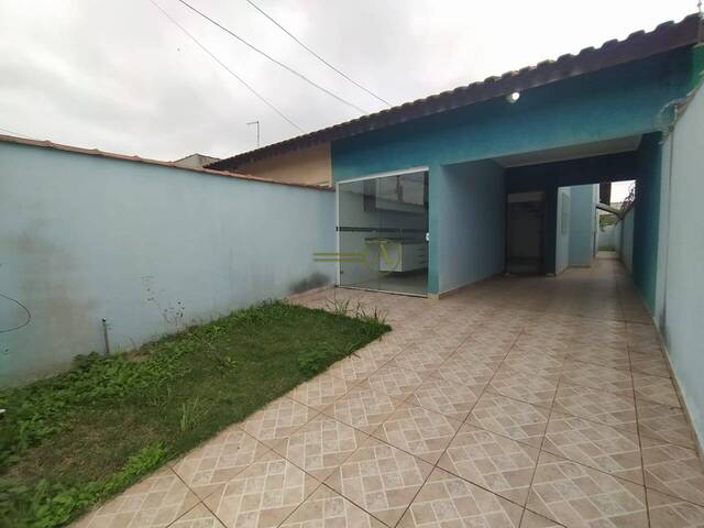 #664 - Casa para Venda em Peruíbe - SP