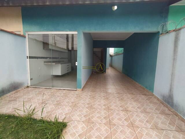 #664 - Casa para Venda em Peruíbe - SP
