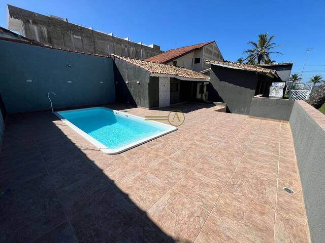 #177 - Casa para Venda em Peruíbe - SP