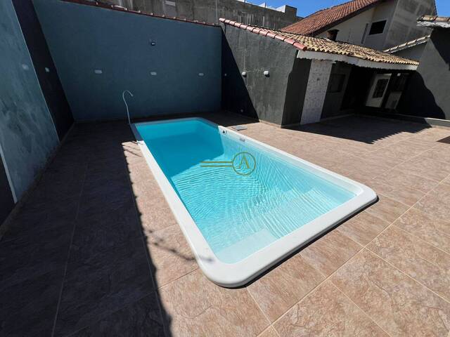 #177 - Casa para Venda em Peruíbe - SP