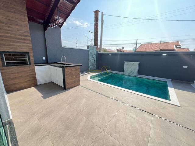 #682 - Casa para Venda em Peruíbe - SP