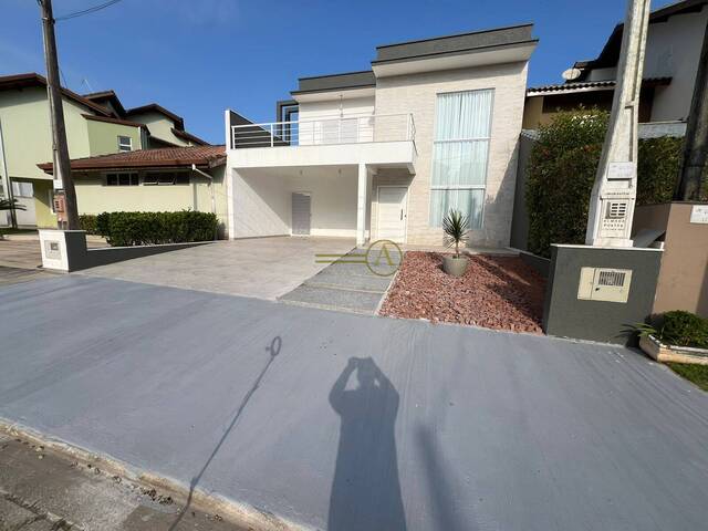 #683 - Casa em condomínio para Venda em Peruíbe - SP