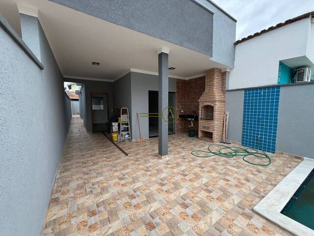 #695 - Casa para Venda em Peruíbe - SP