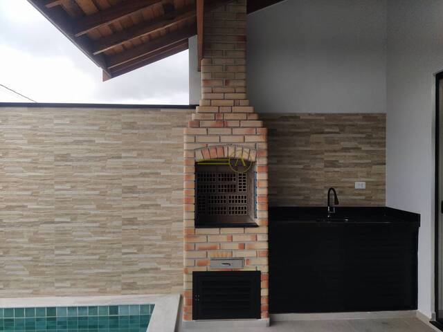 #698 - Casa para Venda em Peruíbe - SP