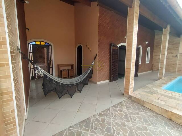 #700 - Casa para Venda em Peruíbe - SP