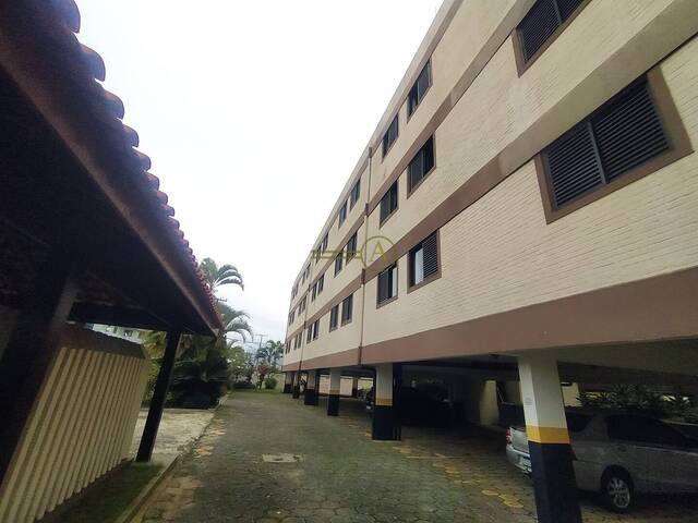 #703 - Apartamento para Venda em Peruíbe - SP