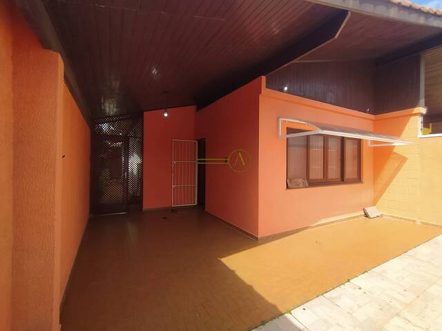 #709 - Casa para Venda em Peruíbe - SP