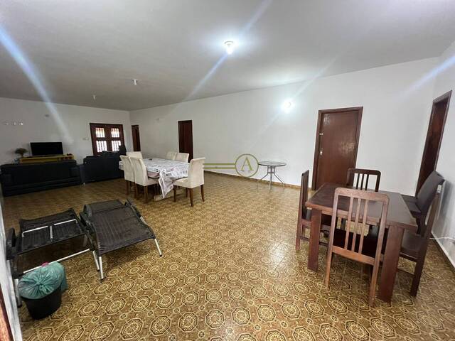 Casa para Venda em Peruíbe - 4