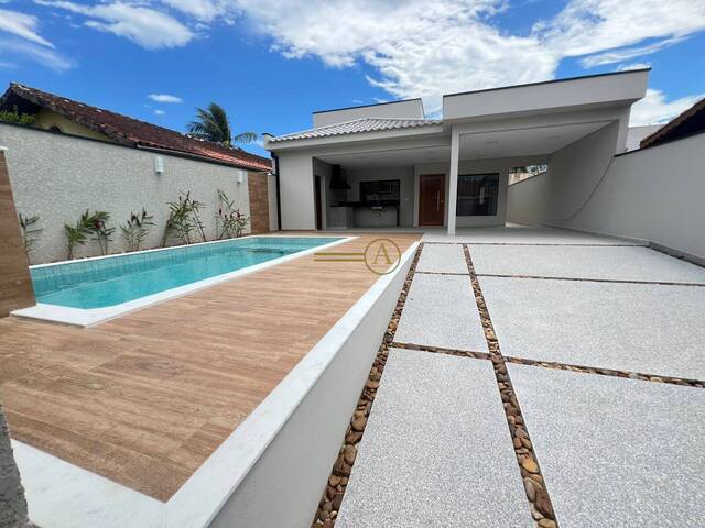#728 - Casa para Venda em Peruíbe - SP