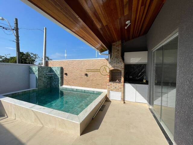 #743 - Casa para Venda em Peruíbe - SP
