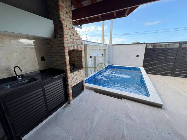 Casa para Venda em Peruíbe - 5