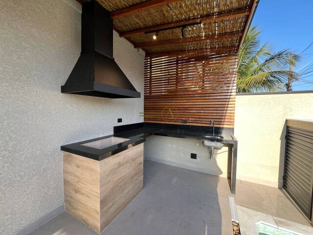 #786 - Casa para Venda em Peruíbe - SP