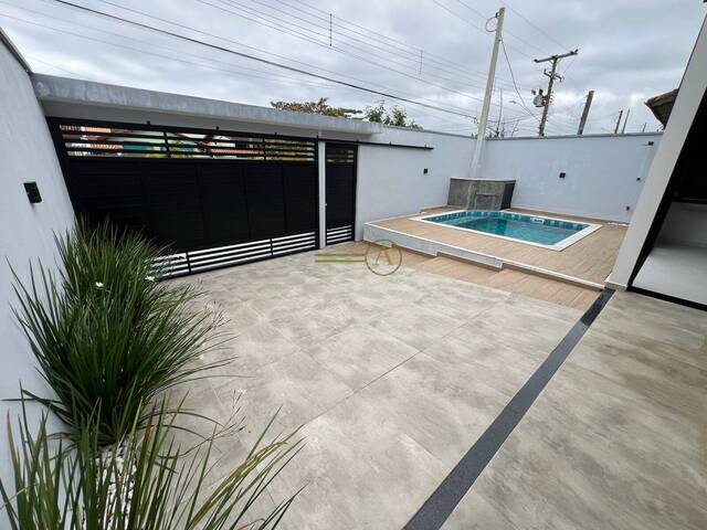 Casa para Venda em Peruíbe - 4