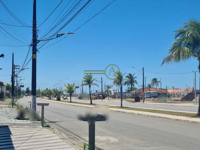#796 - Casa para Venda em Peruíbe - SP