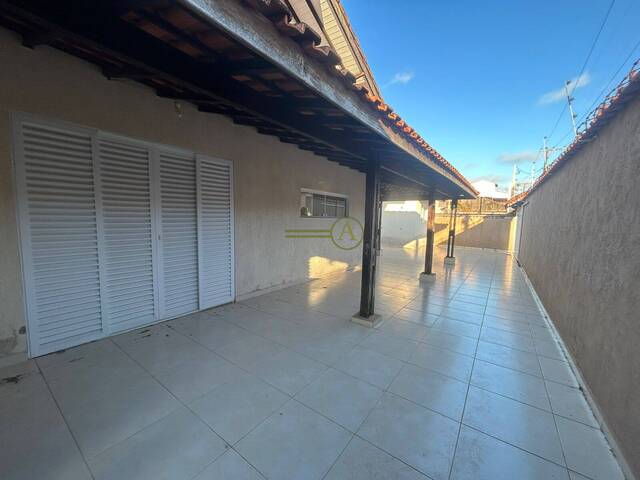 #801 - Casa para Venda em Peruíbe - SP