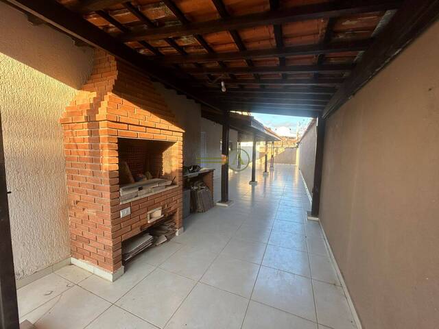 Casa para Venda em Peruíbe - 4