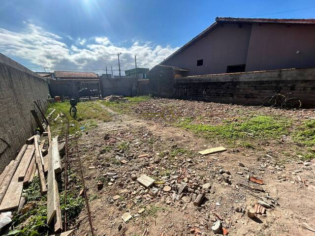 #804 - Edícula para Venda em Peruíbe - SP