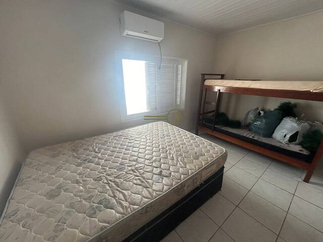 Casa para Venda em Peruíbe - 4