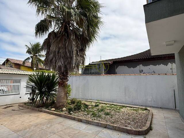 Sobrado para Venda em Peruíbe - 4