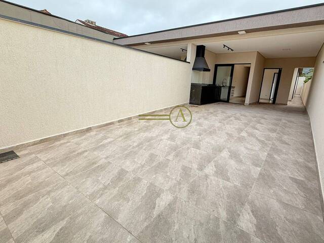 #827 - Casa para Venda em Peruíbe - SP