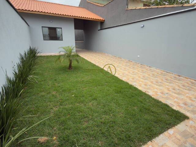 #836 - Casa para Venda em Peruíbe - SP