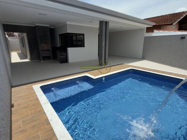 Venda em Parque Balneário Oásis - Peruíbe