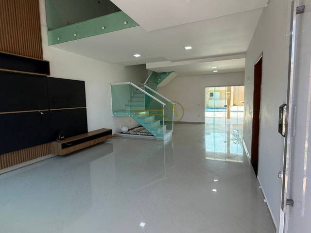 #844 - Sobrado para Venda em Peruíbe - SP