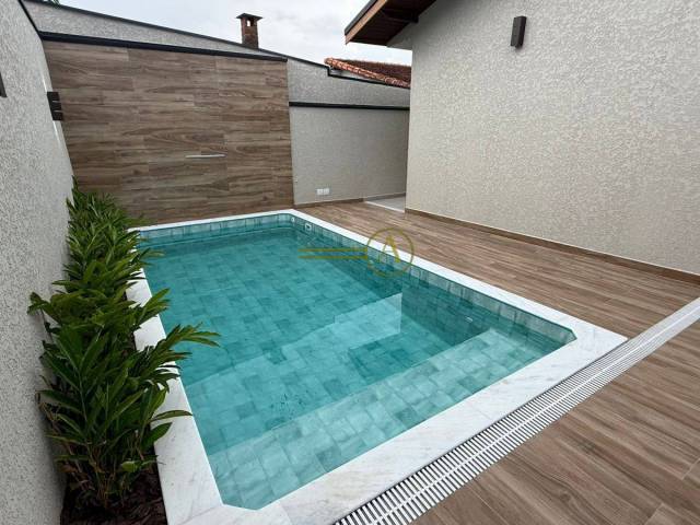 #850 - Casa para Venda em Peruíbe - SP