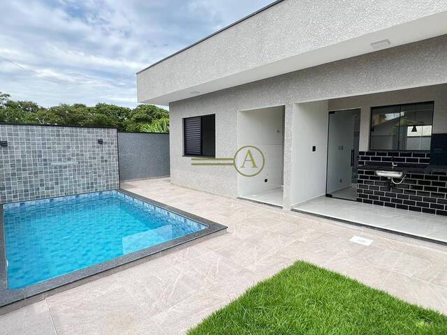 Venda em Balneário Stella Maris - Peruíbe