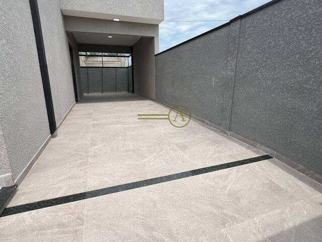 #859 - Casa para Venda em Peruíbe - SP