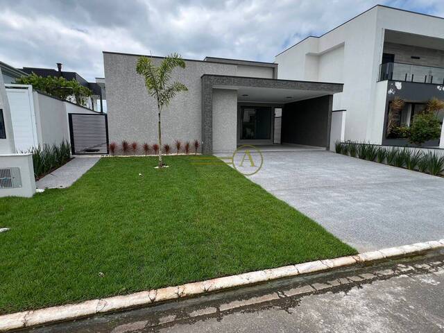 #861 - Casa em condomínio para Venda em Peruíbe - SP