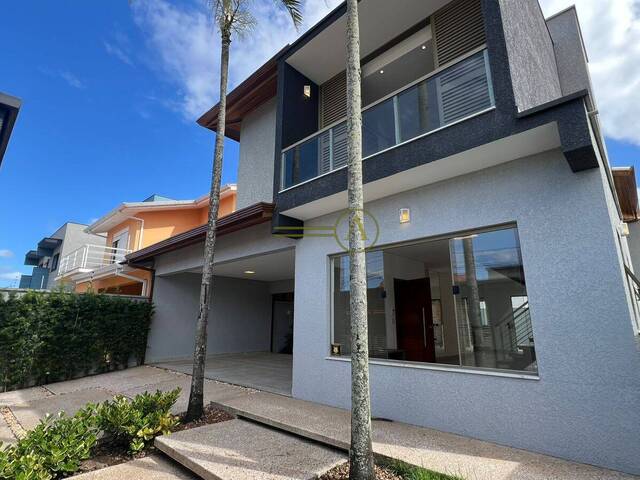 #844 - Sobrado para Venda em Peruíbe - SP