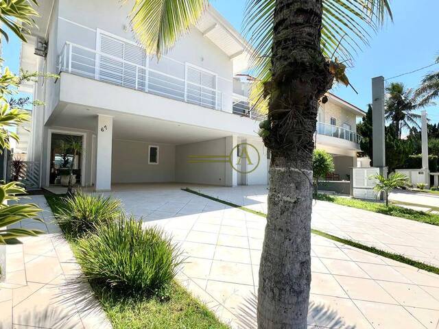 #871 - Casa em condomínio para Venda em Peruíbe - SP