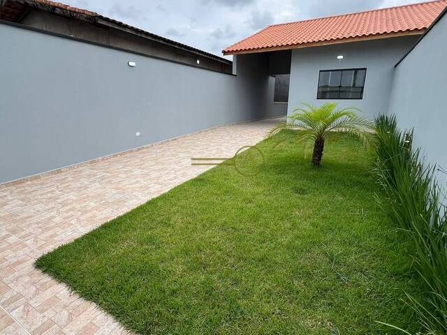 Casa para Venda em Peruíbe - 2