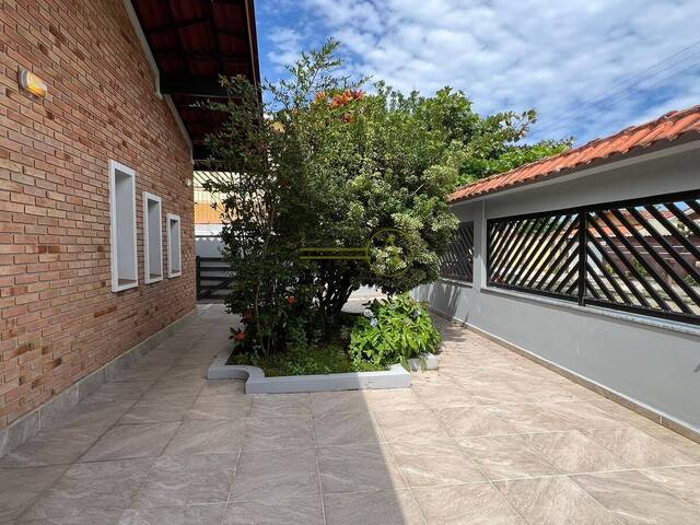 #880 - Casa para Venda em Peruíbe - SP