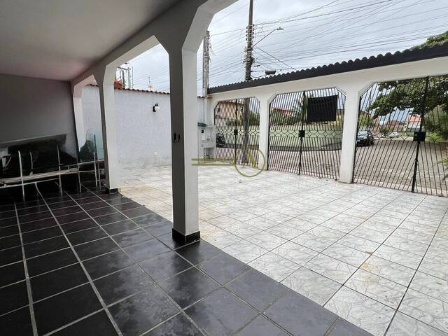 #882 - Sobrado para Venda em Peruíbe - SP