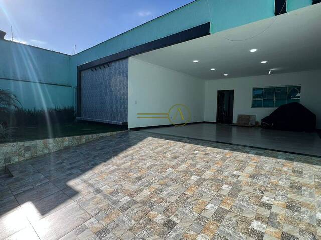 Casa para Venda em Peruíbe - 2
