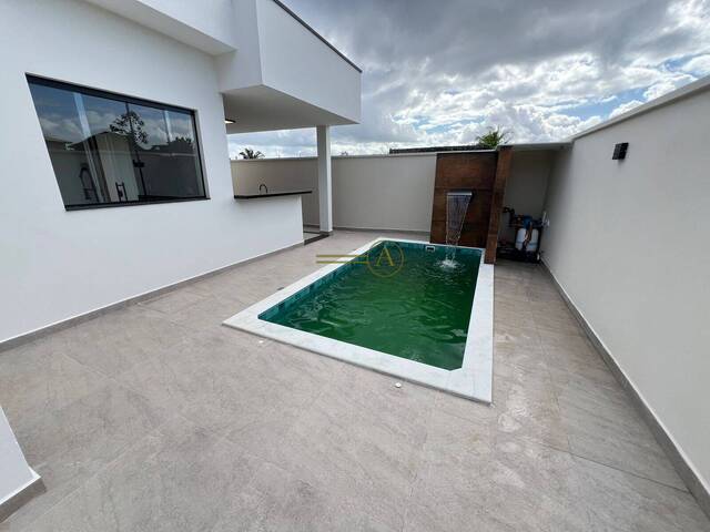 Casa para Venda em Peruíbe - 2