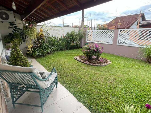 Casa para Venda em Peruíbe - 2