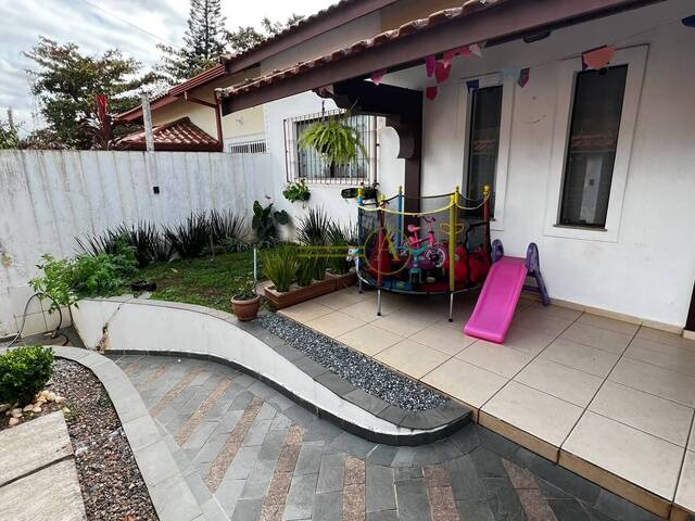 Casa para Venda em Peruíbe - 4