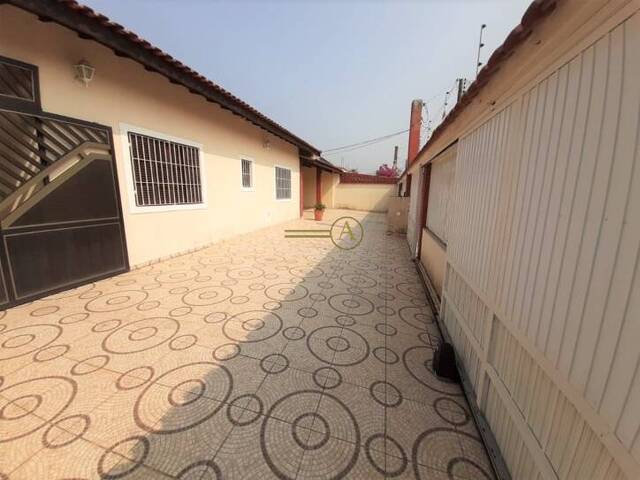 #157 - Casa para Venda em Peruíbe - SP