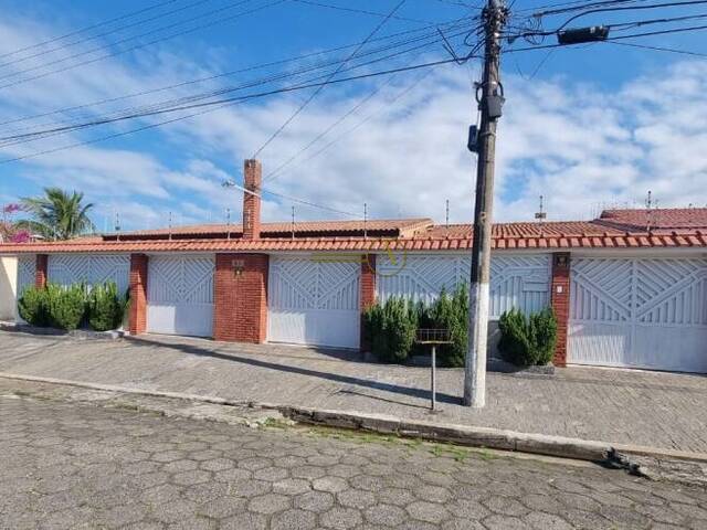 #157 - Casa para Venda em Peruíbe - SP
