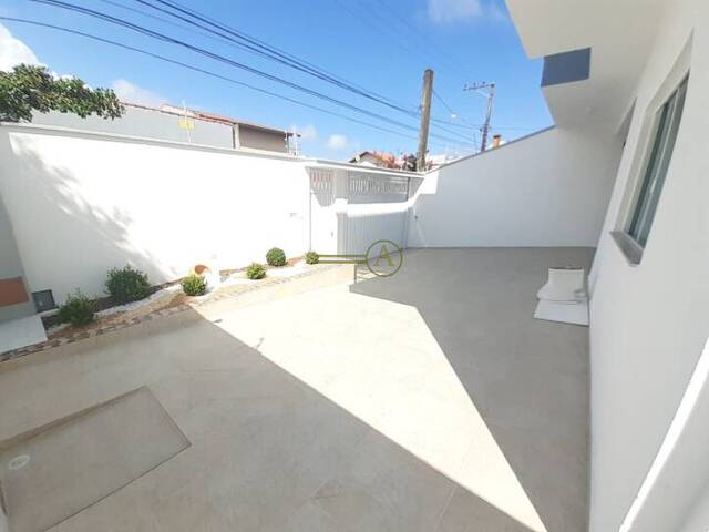 Sobrado para Venda em Peruíbe - 4
